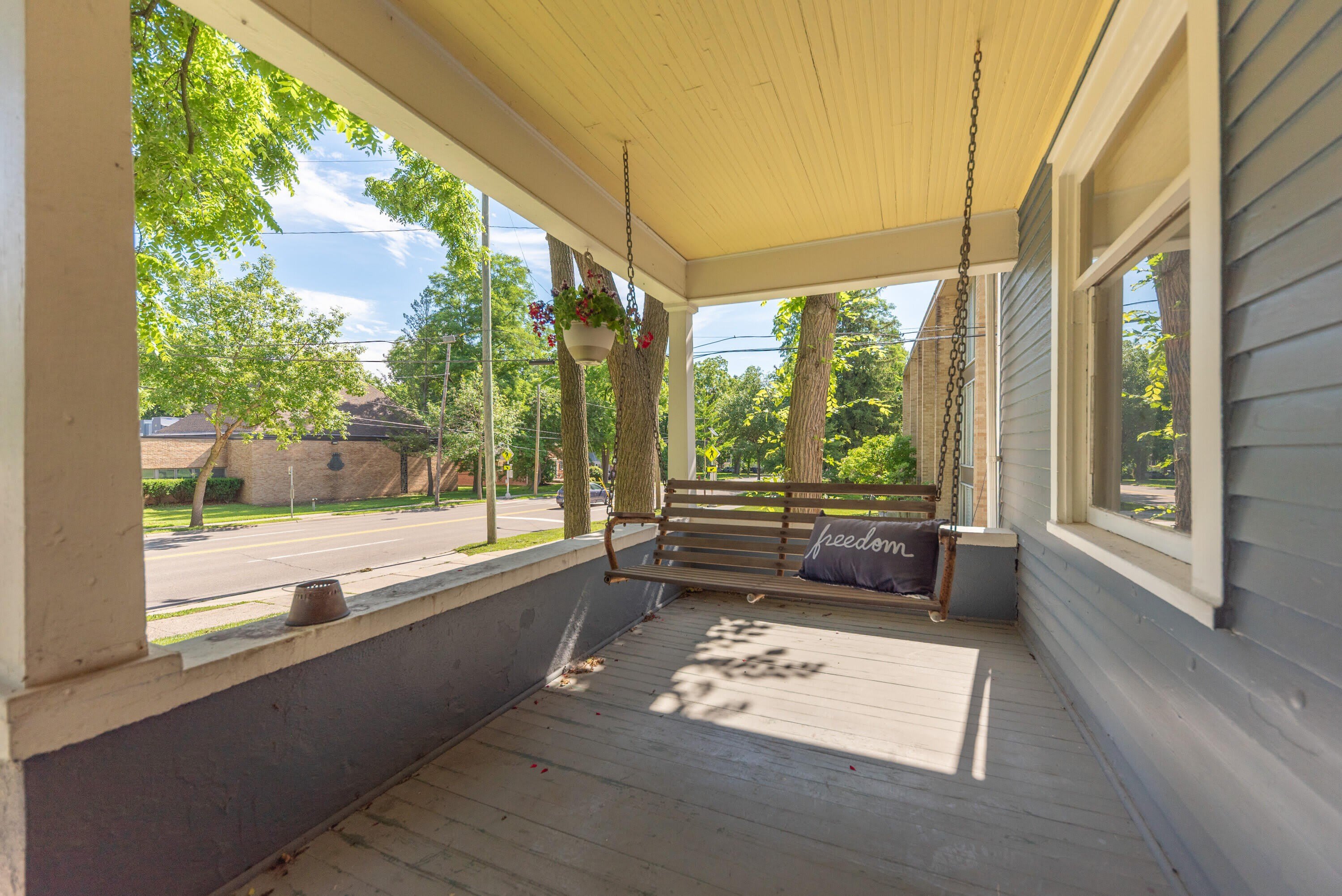 1123 W Huron Street – photo 5