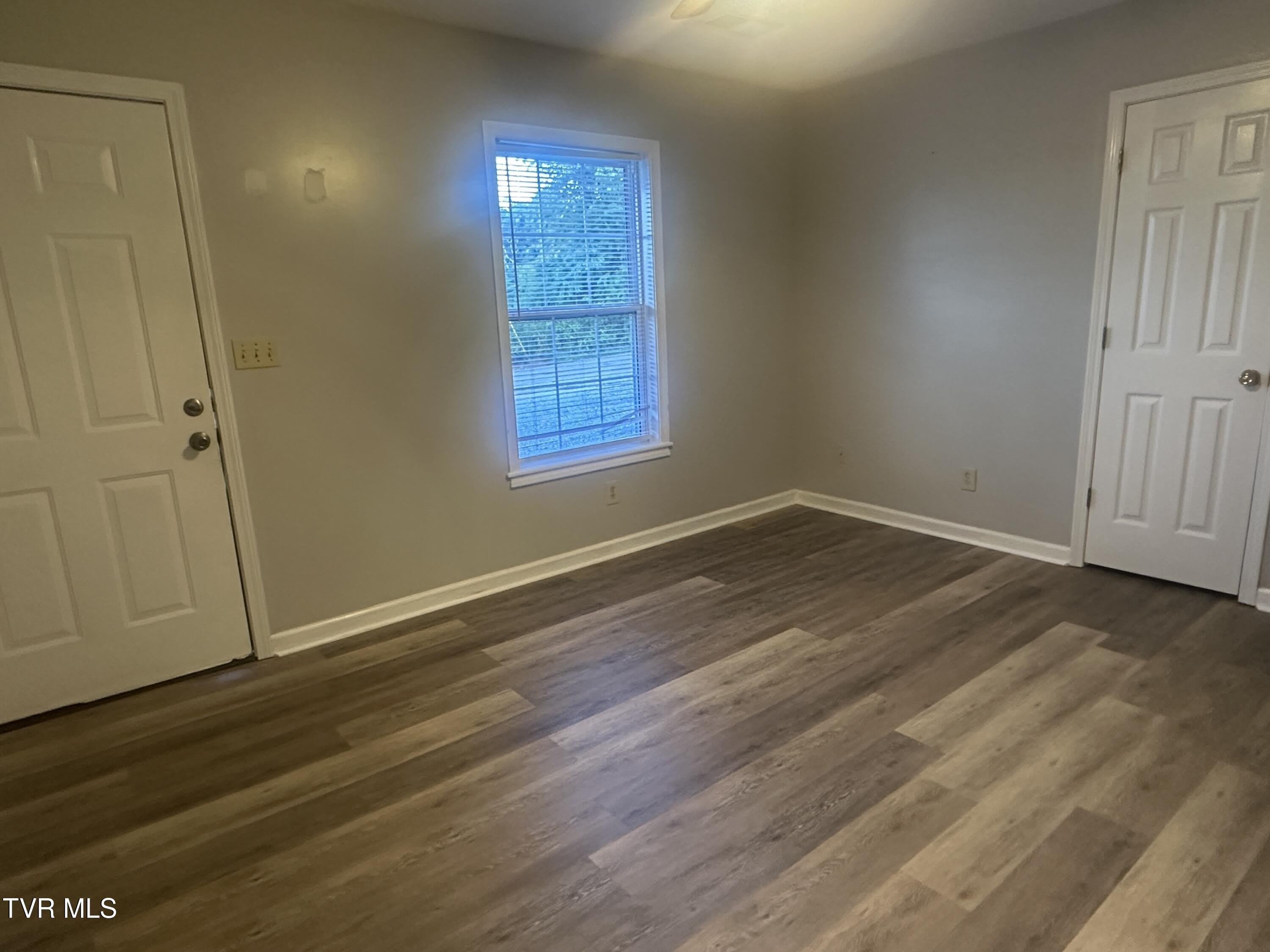 1030 Jim Fox Road – photo 5