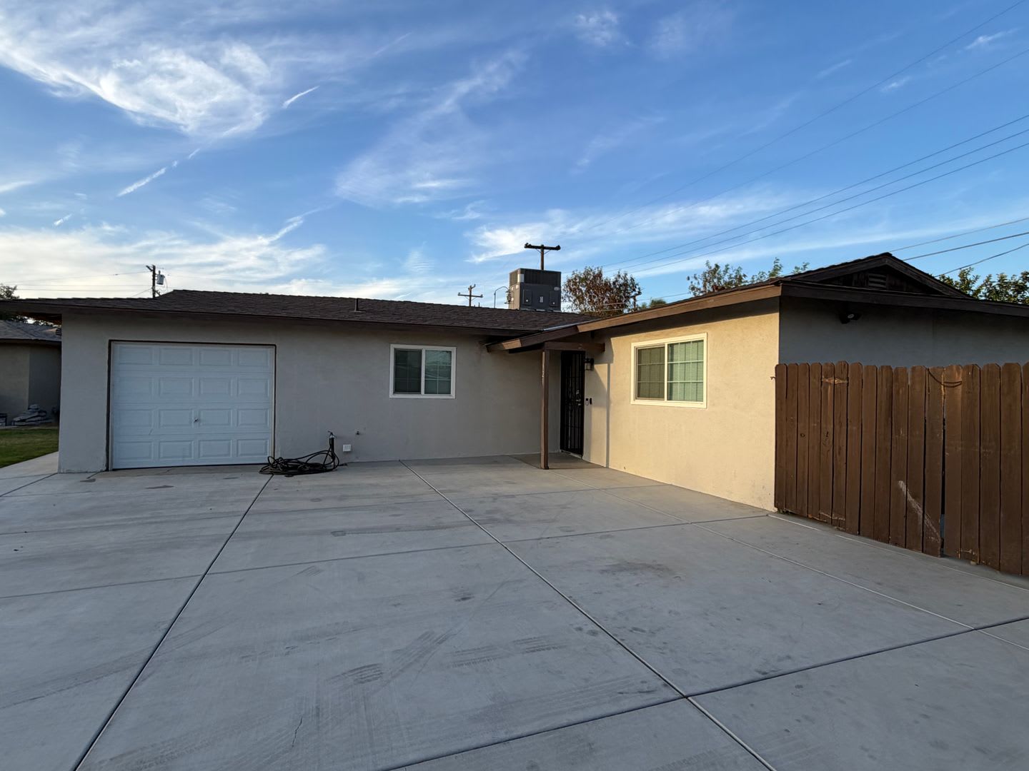 WOW Newley Remodeled 3 BD 1 BA Home in East Bakersfield Near Oswell St & Niles St – photo 5
