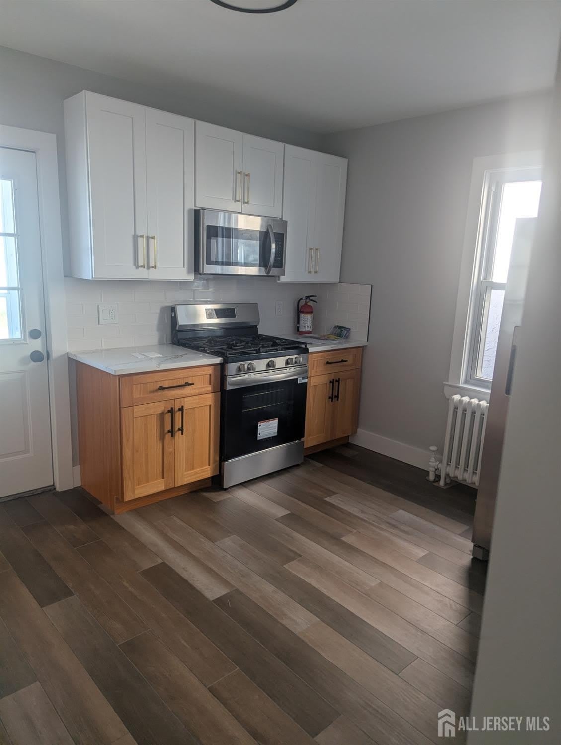 897 Port Reading Avenue – photo 3