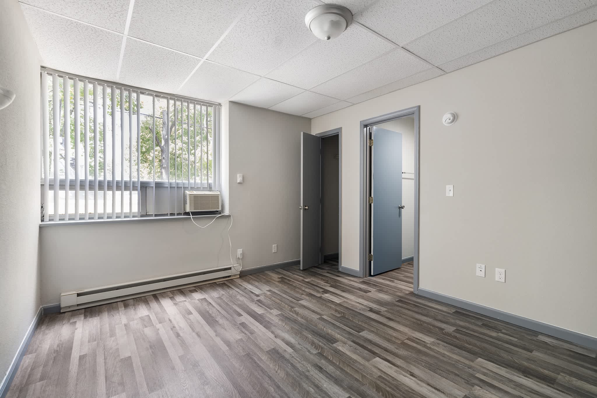 Campus Edge Apartments – photo 5