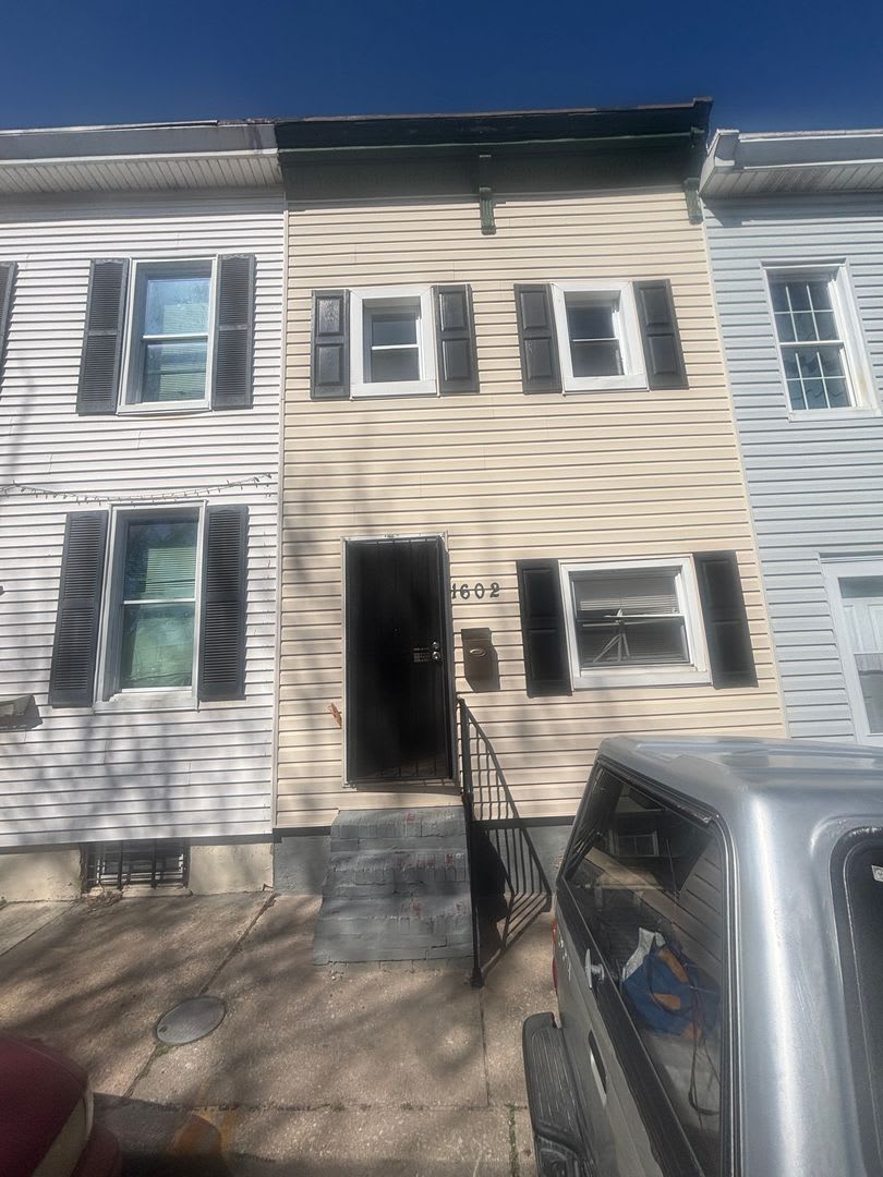 Charming 2BR House in Baltimore, MD 21226 – photo 2