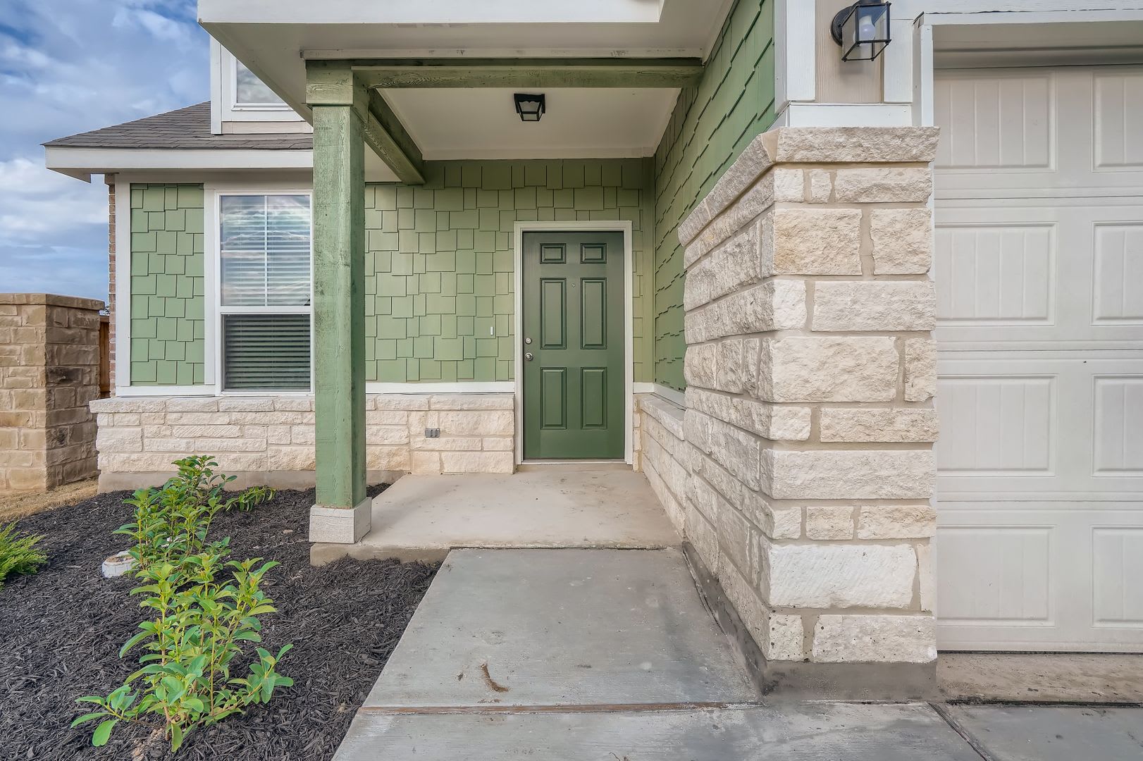 4BR/2BATH ONE-STORY IN DAVIS RANCH SUBDIVISION – photo 3