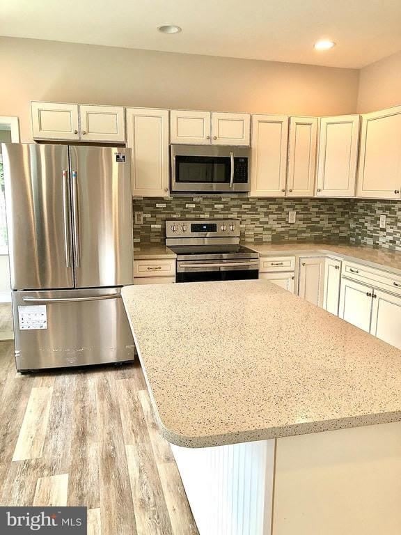 927 SPRING MILL AVENUE – photo 5