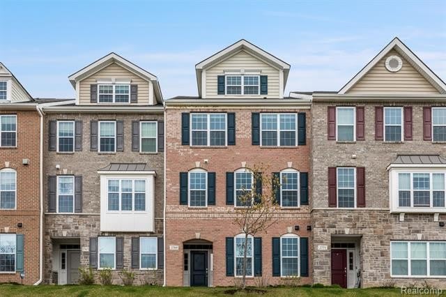 2769 Ashcombe Drive – photo 3