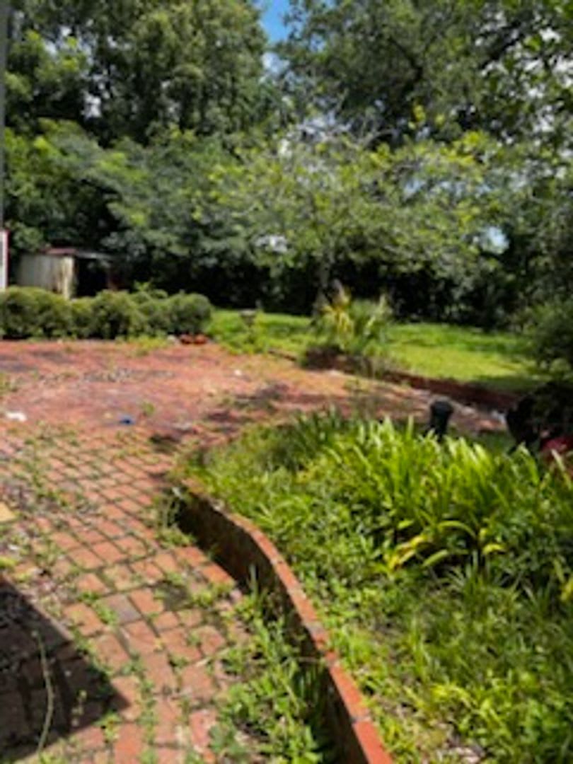 Classic 3/2 in Marianna w/ Lawn Maintenance & Pest Control Included – photo 5