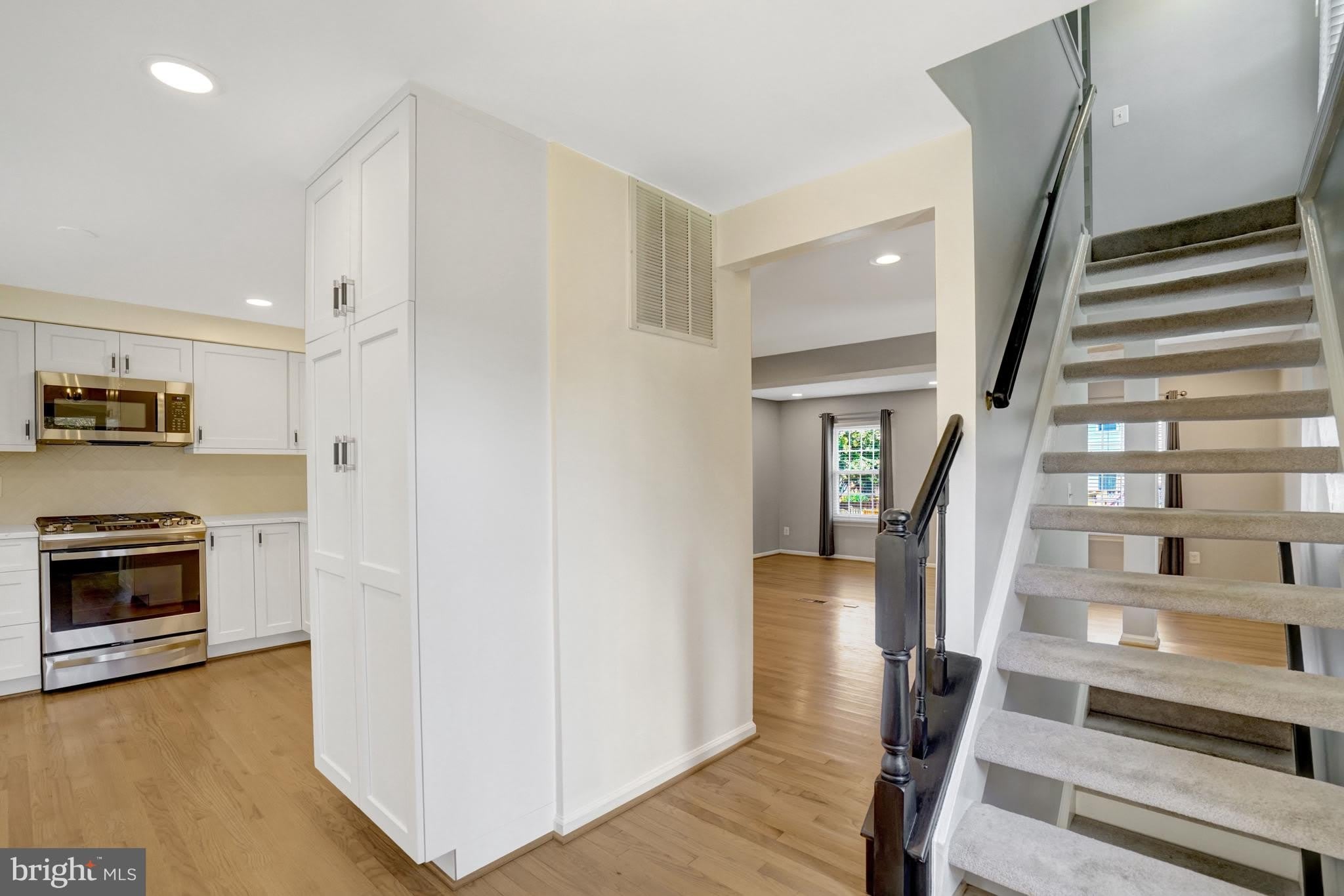 6063 Hydrangea Drive – photo 4
