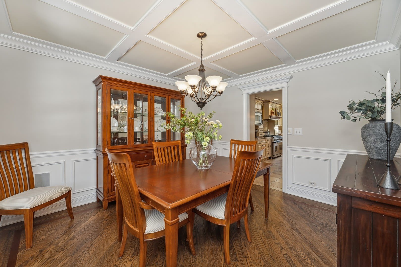 2104 Kenton Lane – photo 4