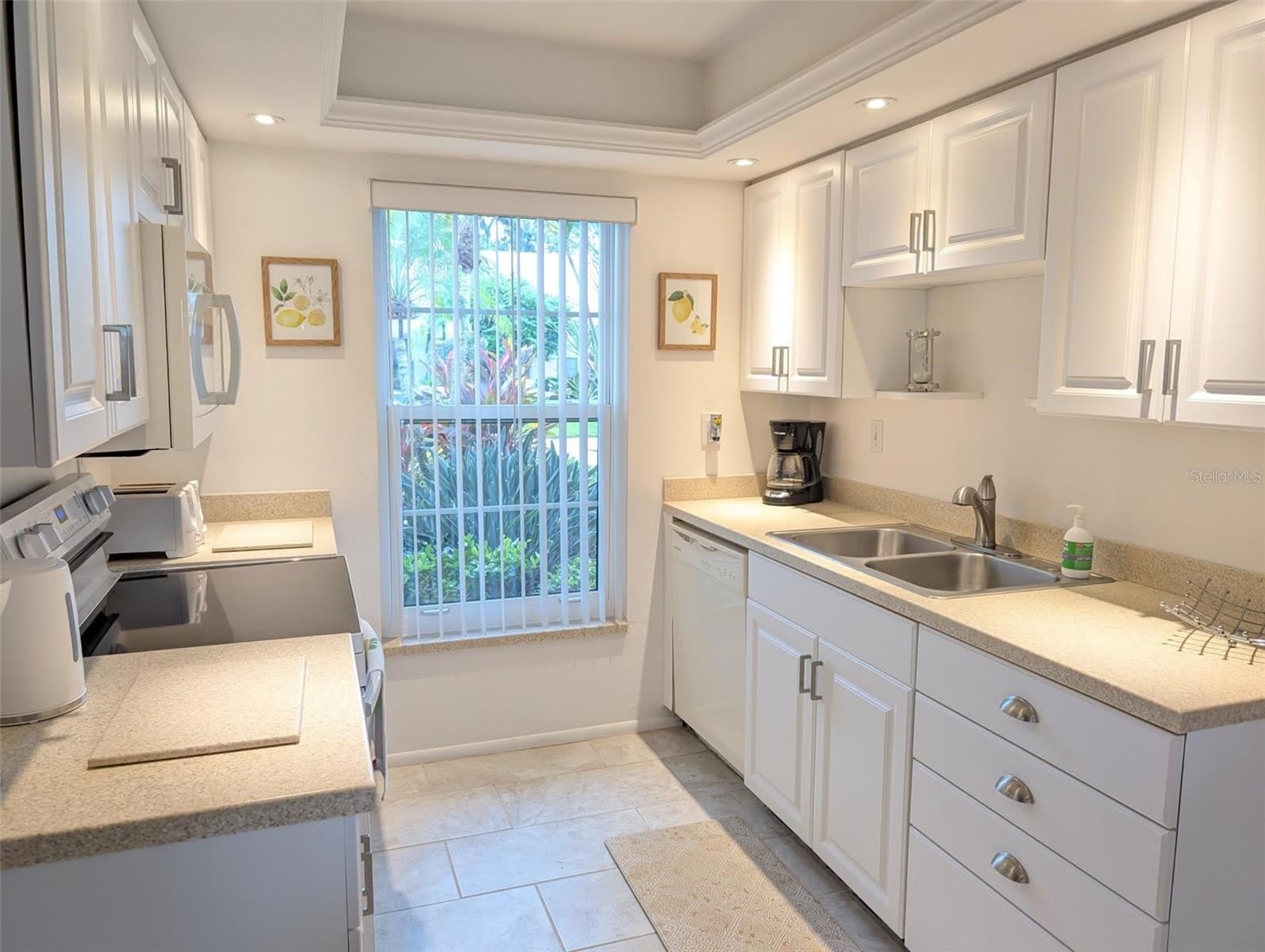 5377 CRESTLAKE Boulevard – photo 3
