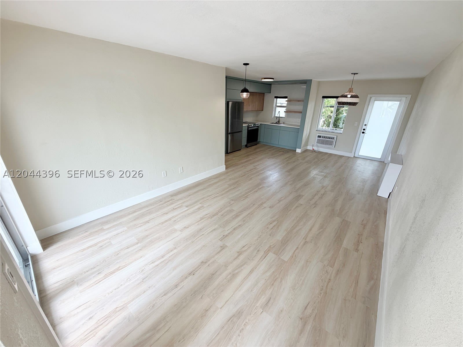 641 Espanola Way – photo 2