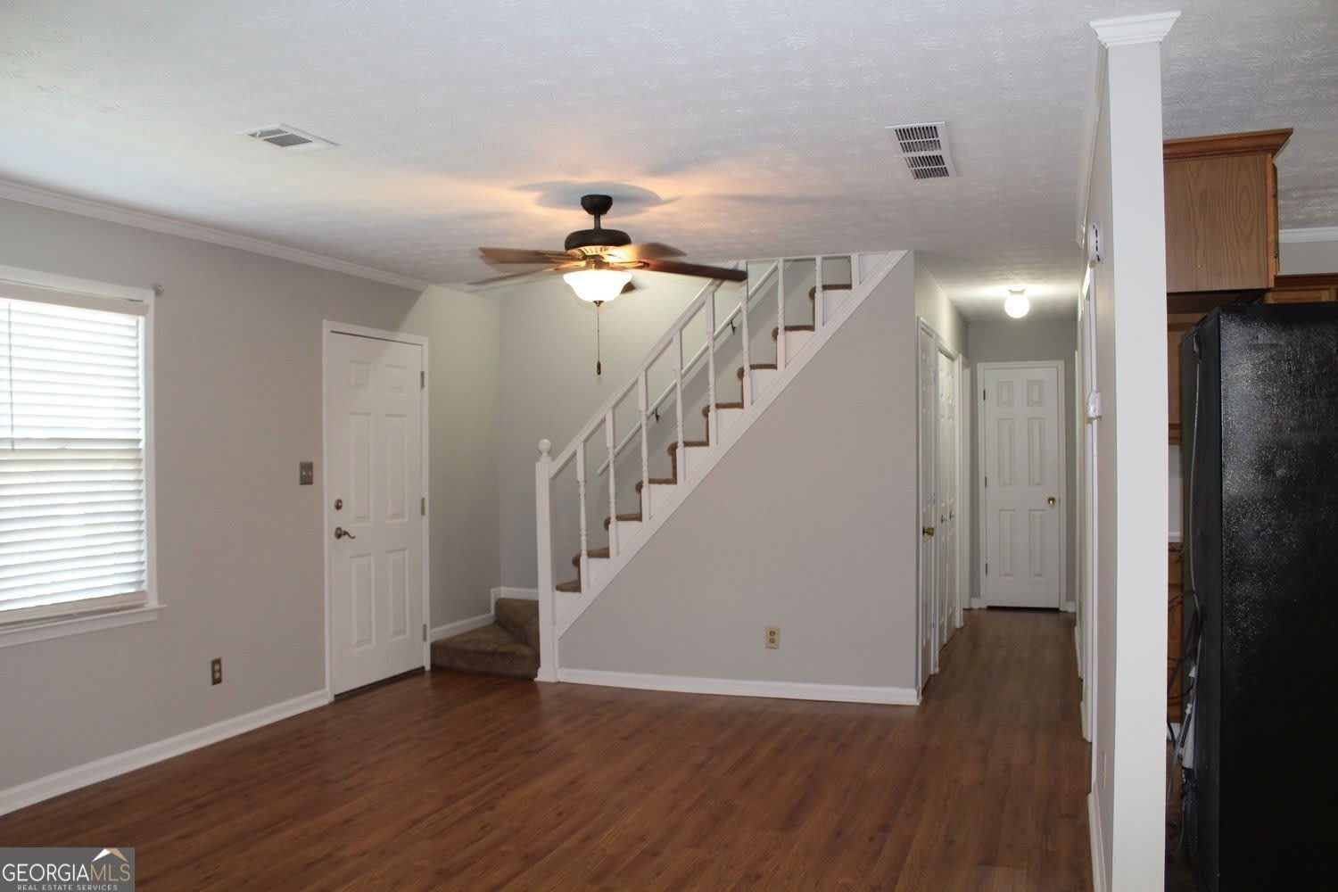 1870 Rose Garden Lane – photo 3