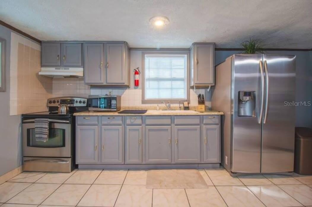 1731 GRAYSON DR – photo 5