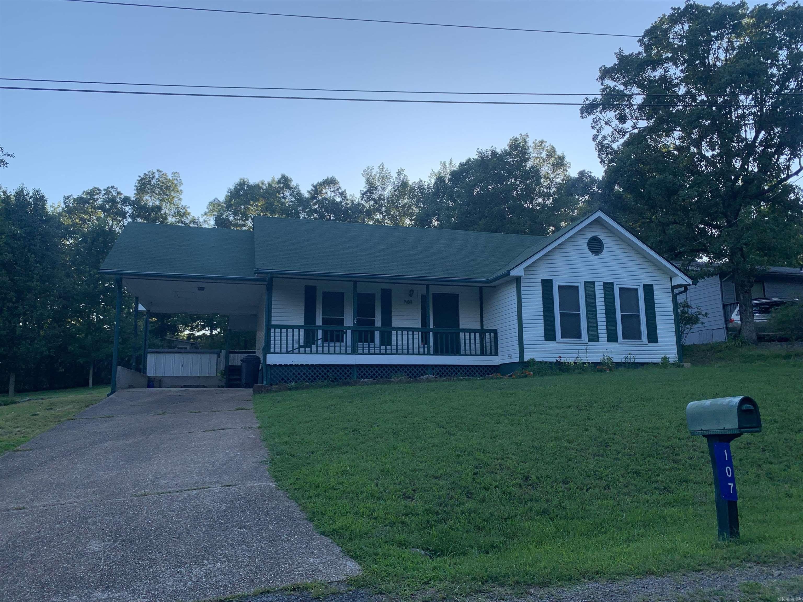 107 Ambrose Lane – photo 2