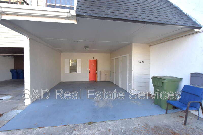 2221 9Th St Se – photo 1