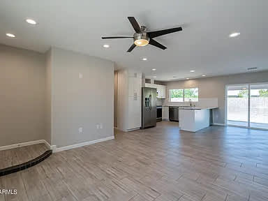 1004 West Fogal Way – photo 5