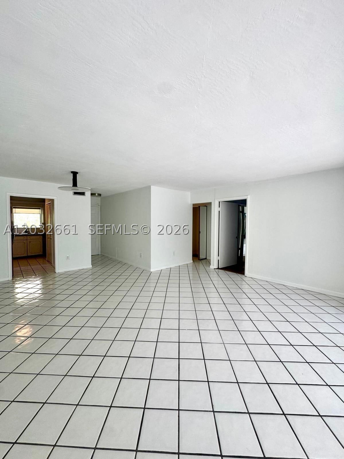 2501 S Ocean Blvd – photo 4