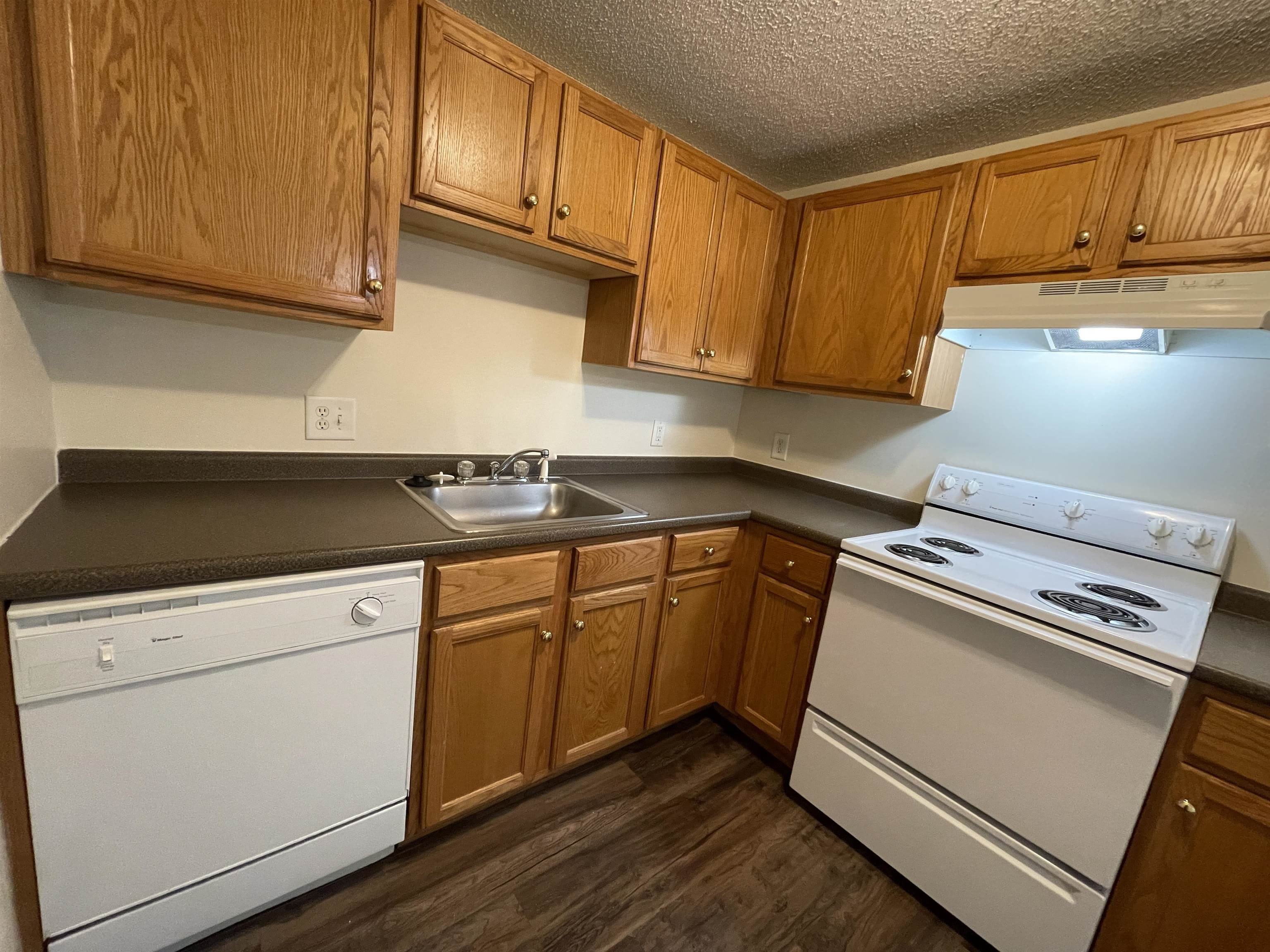 96 Powers Street – photo 2