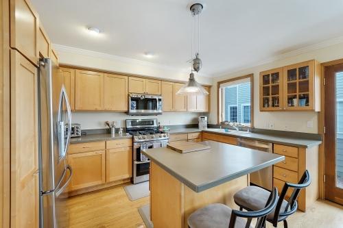 221 23rd ave – photo 4