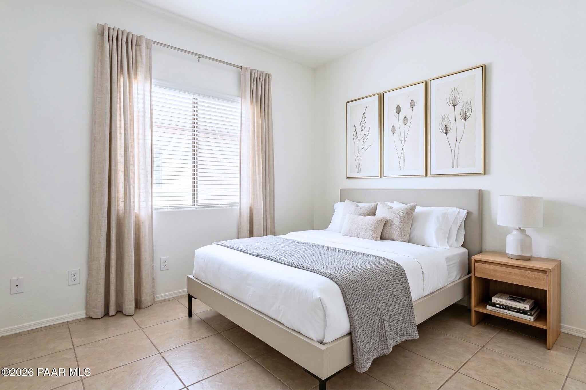 352 W Delano Street – photo 4