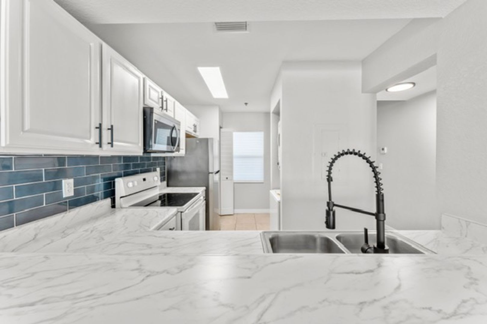 Daytona Ocean Breeze Apartments – photo 3