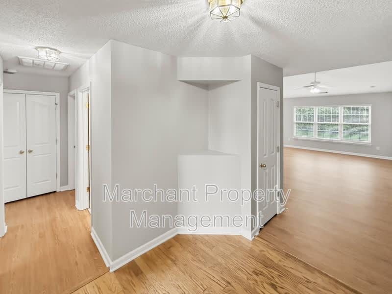 776 Waterbrook Lane – photo 4