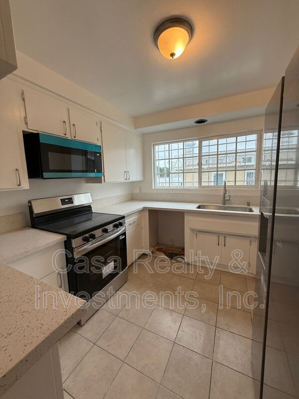 16920 S Vermont Ave – photo 2