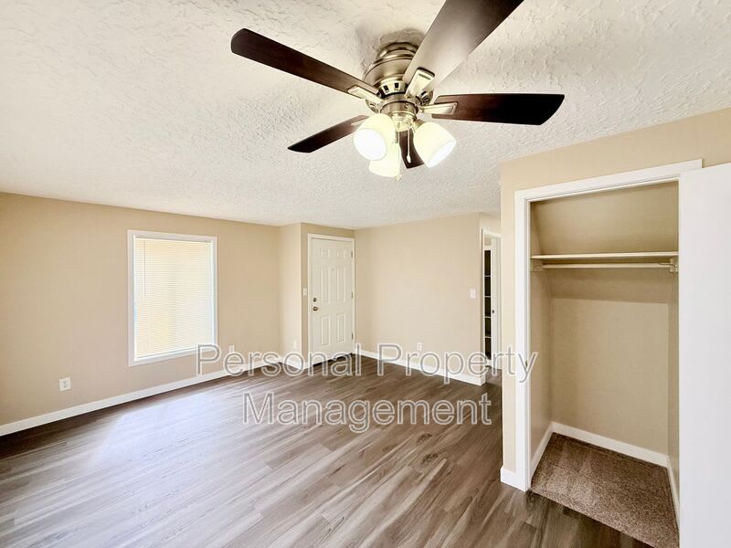 3110 Thompson Ave. – photo 3