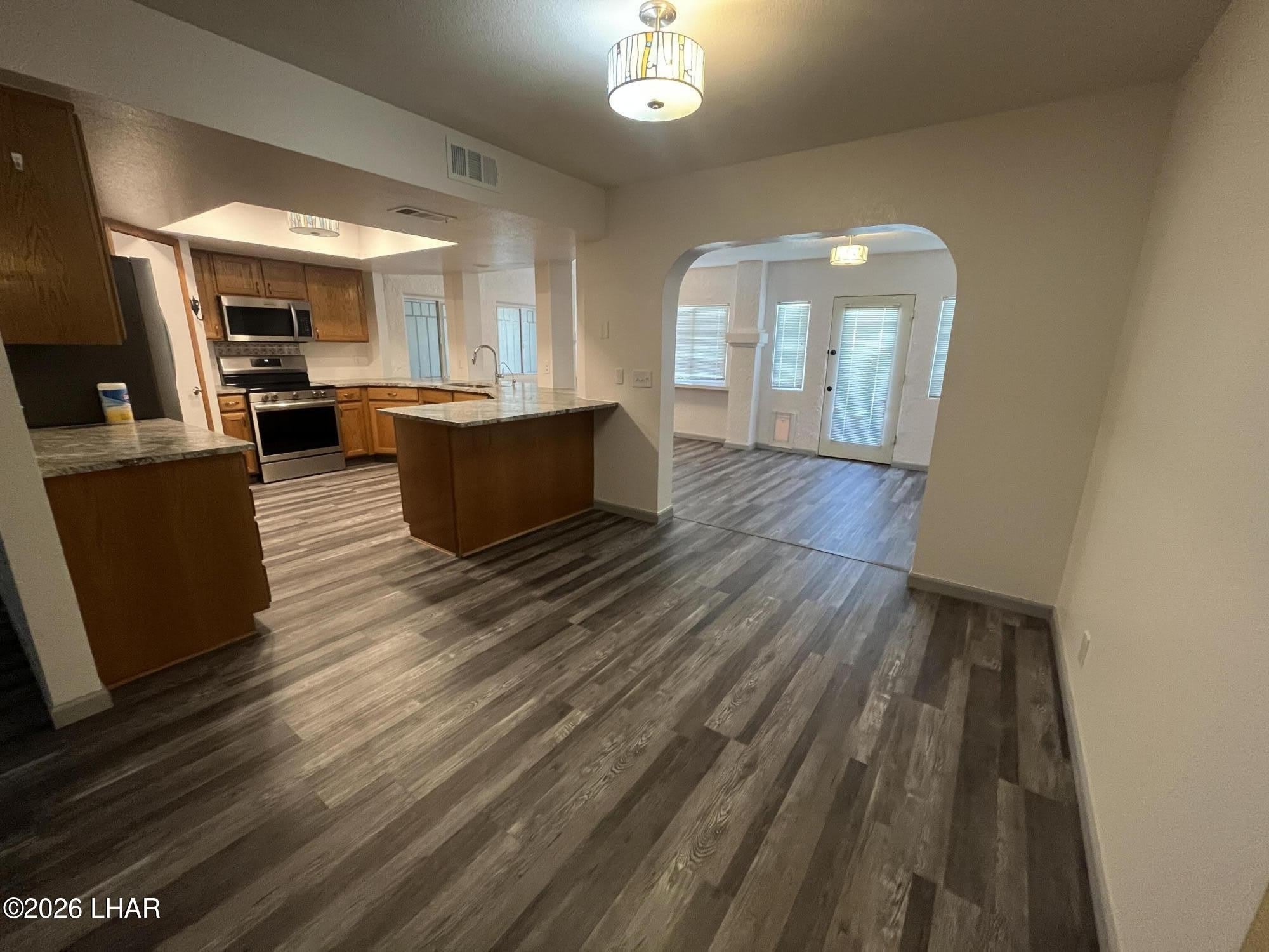 3998 Chickasaw Dr – photo 5
