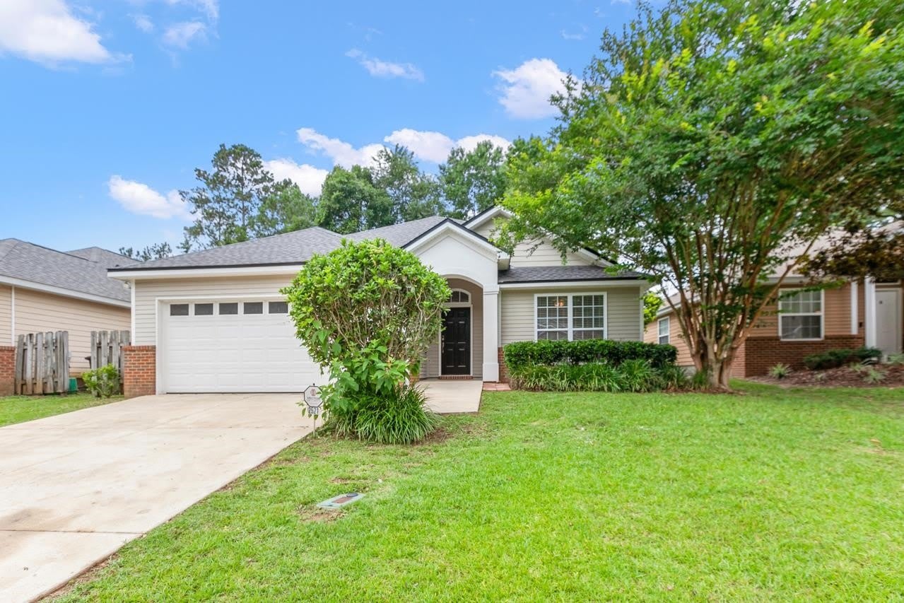 2521 HEATHROW DRIVE – photo 1