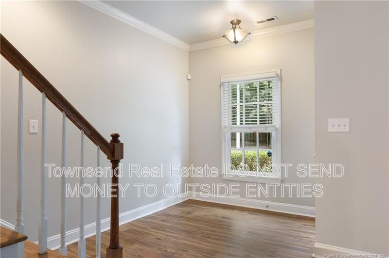 320 Glenburney – photo 2