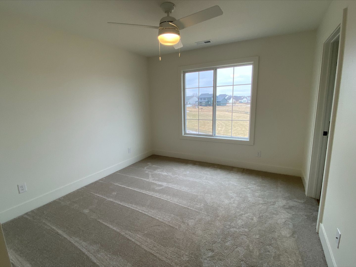 211 62nd – photo 2