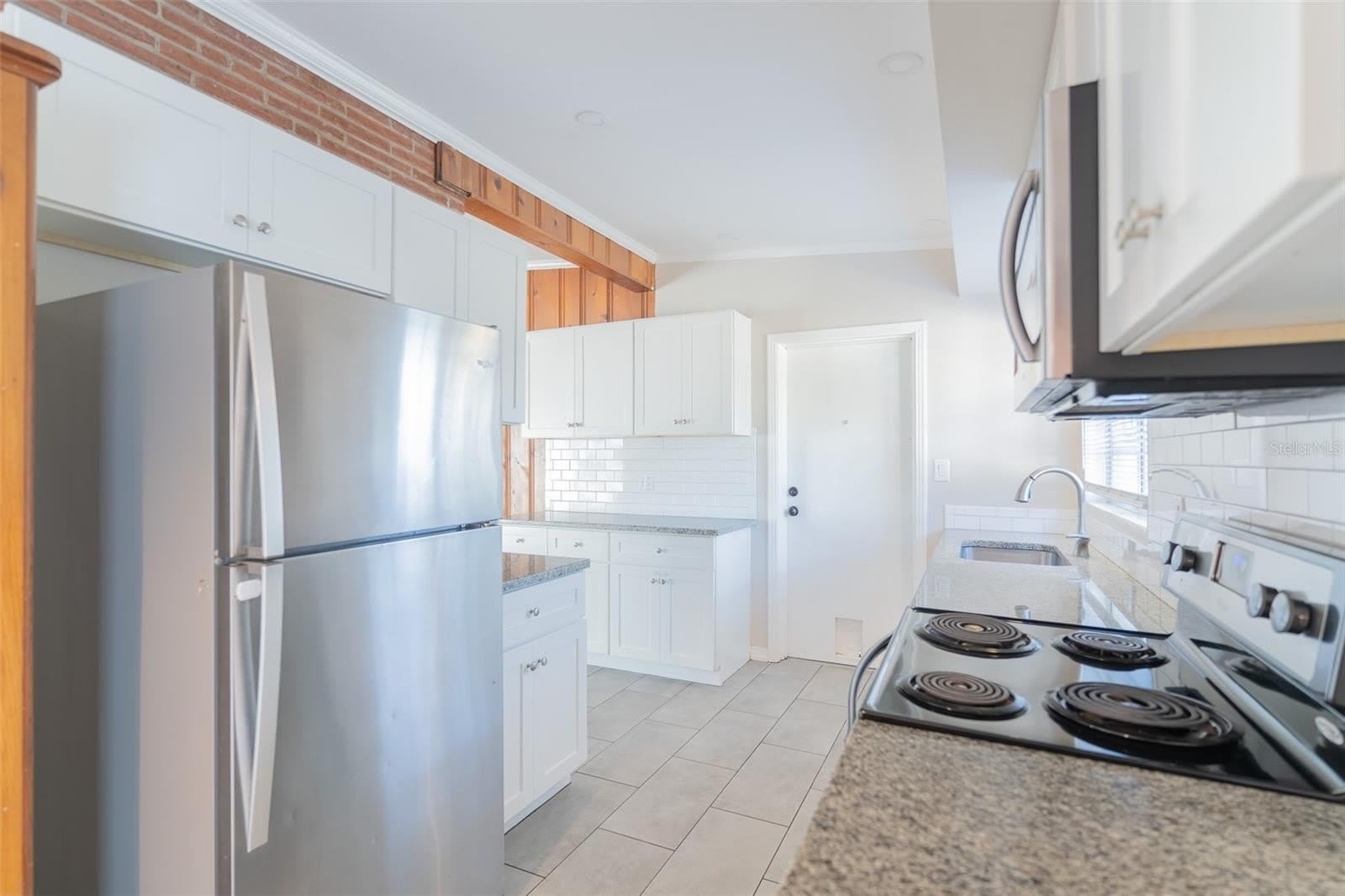 495 Avenue F Se – photo 5