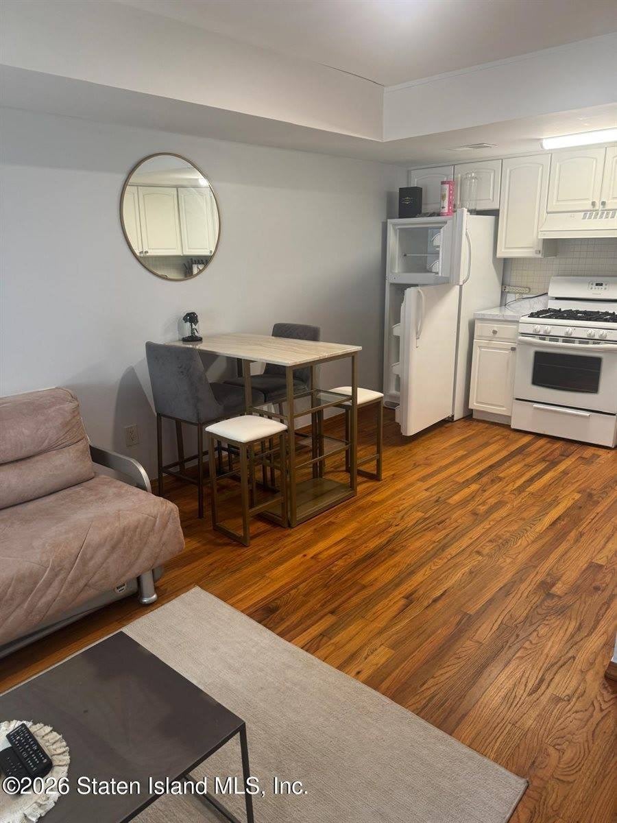 40 Hemlock Lane – photo 5