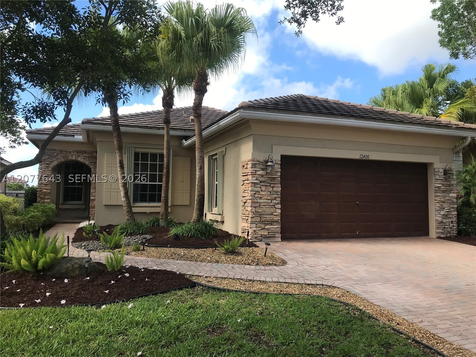 12400 NW 78th Mnr – photo 1