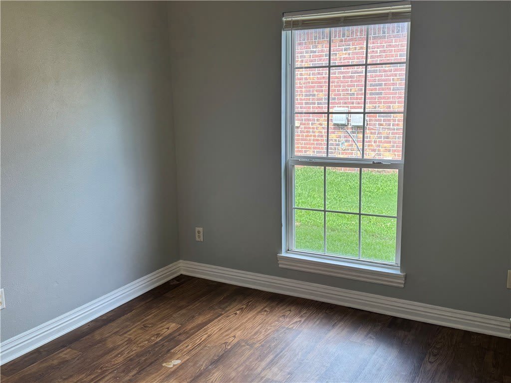 860 Mockingbird Lane – photo 4