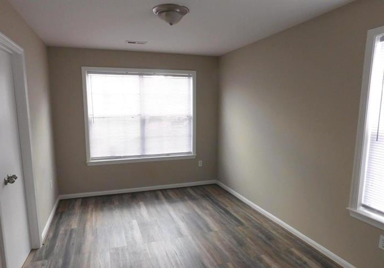 100 Mayfair Pl – photo 5