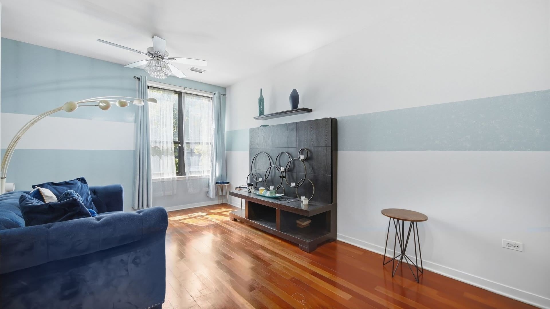 510 W Elm Street – photo 5
