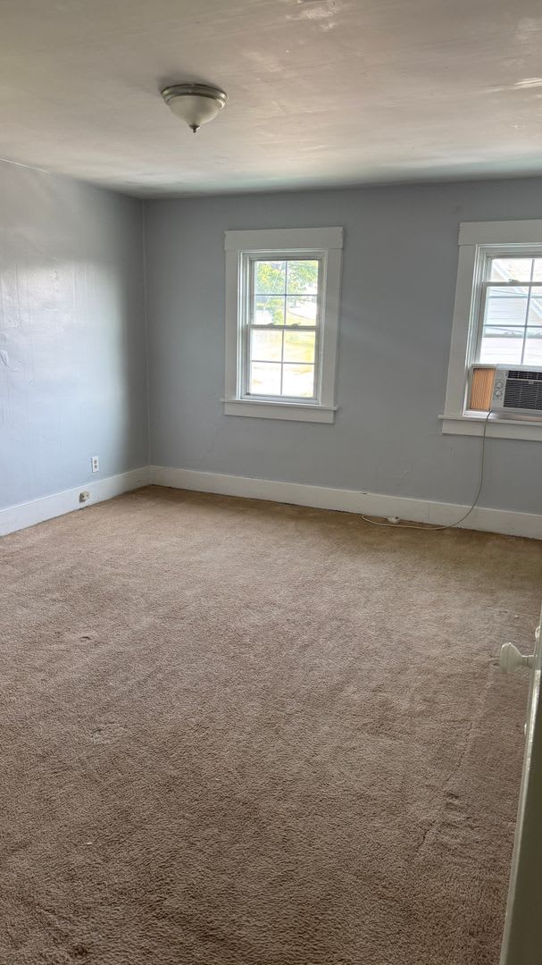 343 Russell St – photo 5