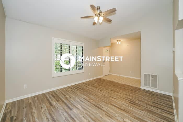 402 Fleming Avenue – photo 2