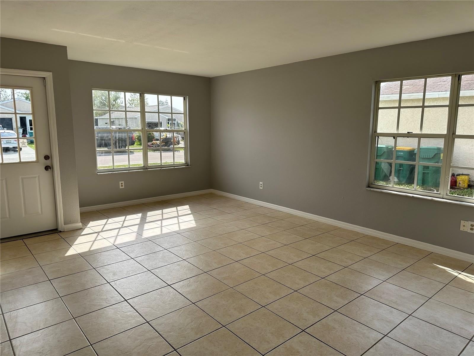 425 RICOLD Terrace – photo 2