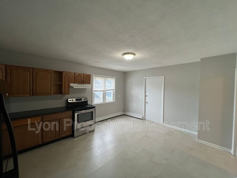 53 Prest St – photo 2
