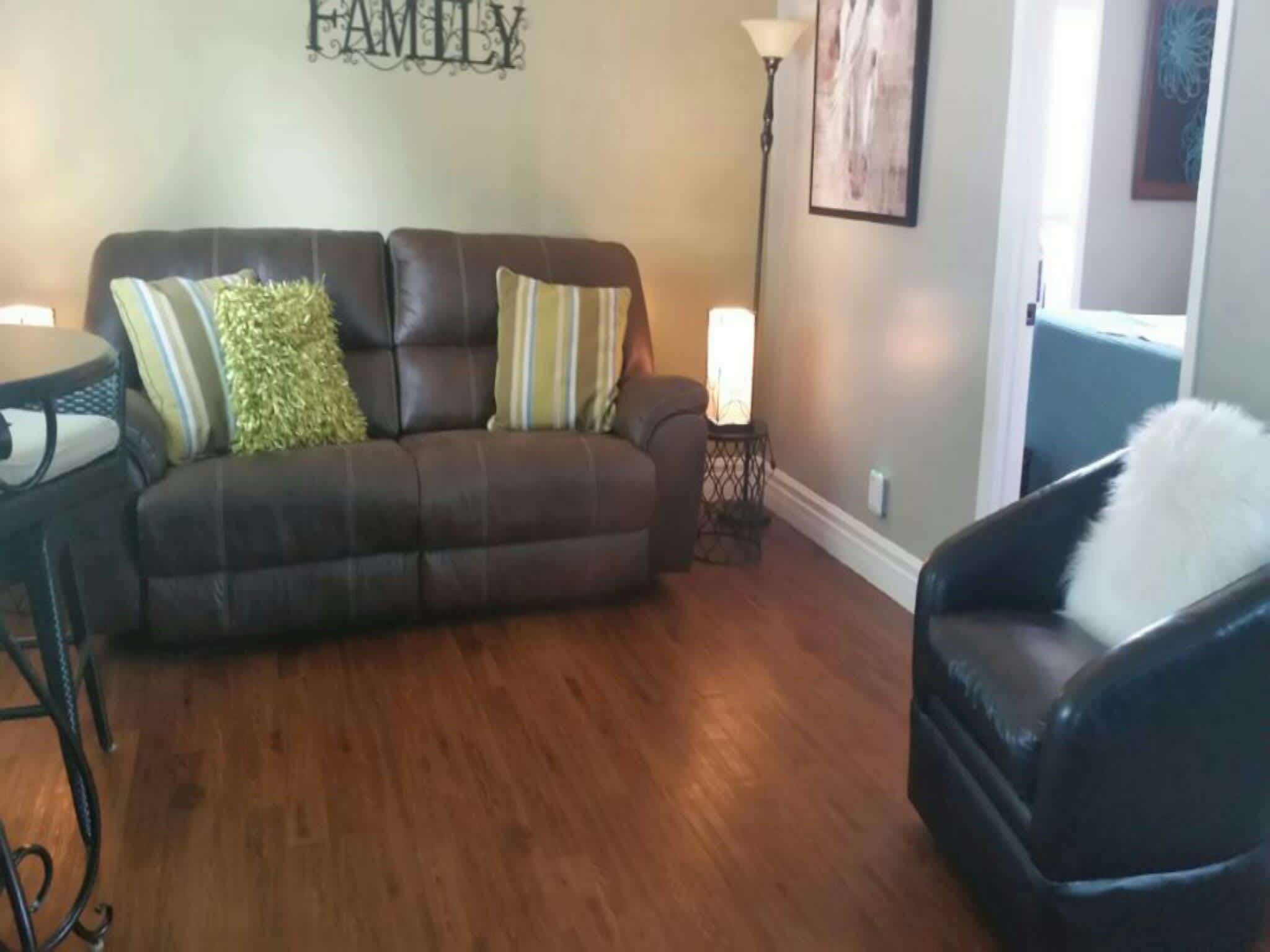 726 14th St – photo 5