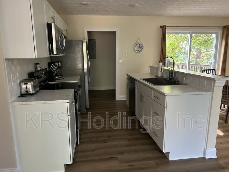 2030 Hawksbill Rd – photo 5