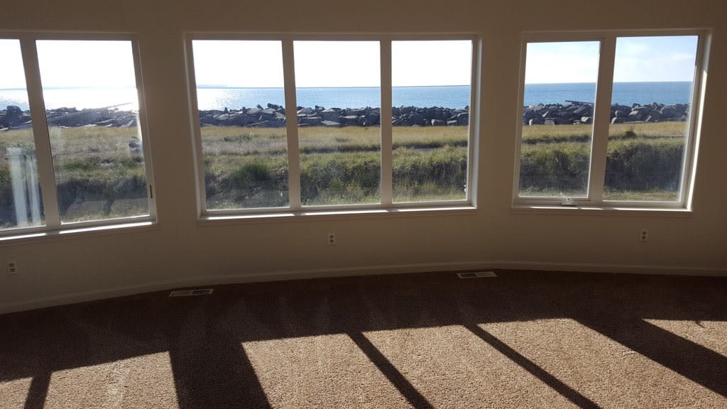 3 BR, 2.5 BA Large Townhouse with Bonus Living Room – photo 3