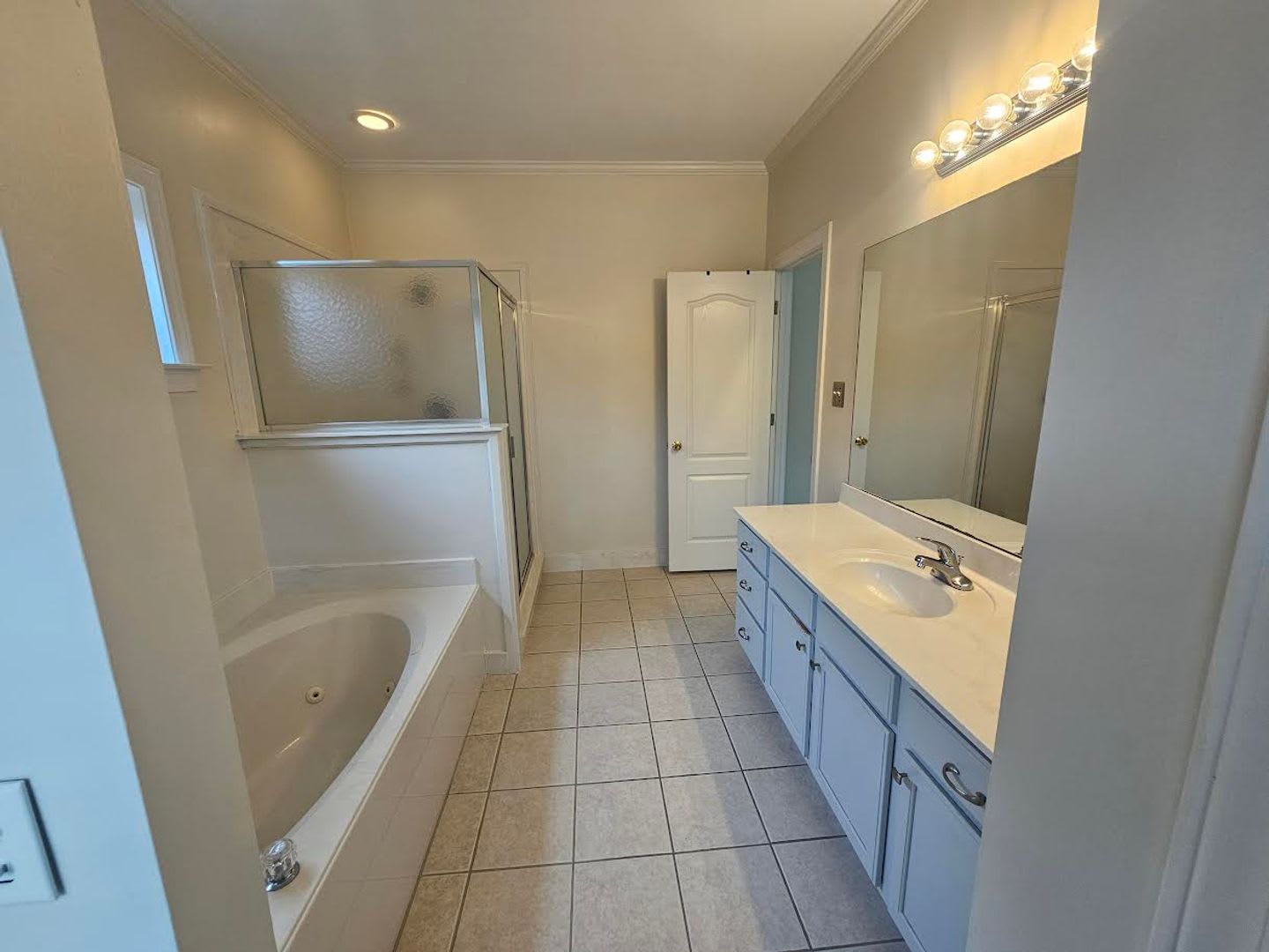 Adorable 3bd Home in Cozy Cordova Neighborhood – photo 5
