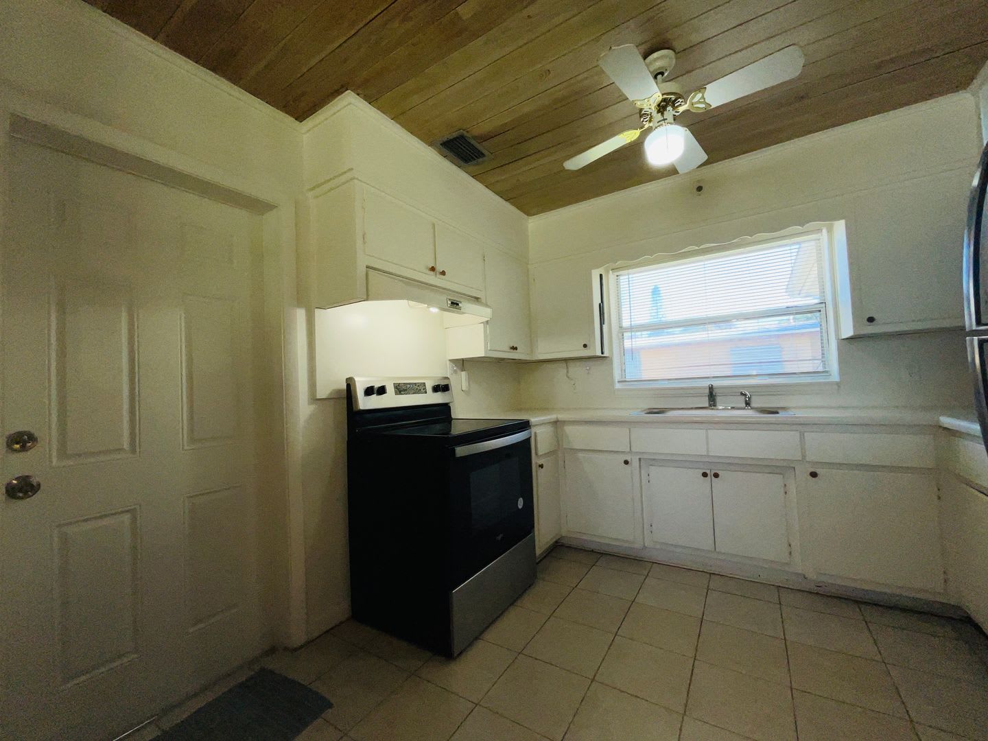 2 Bedroom 1 Bath – photo 5