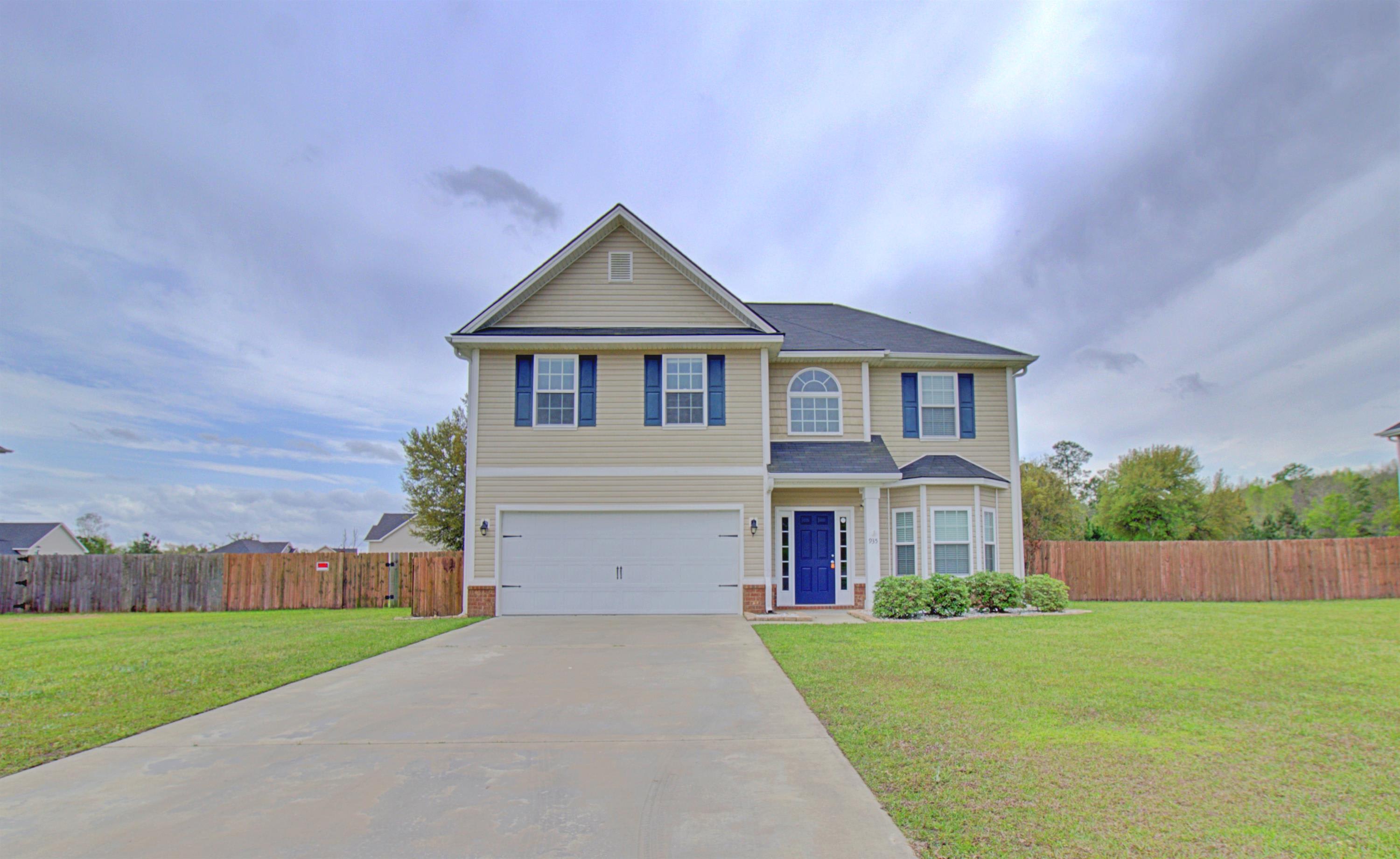 935 Mustang Lane Northeast – photo 1