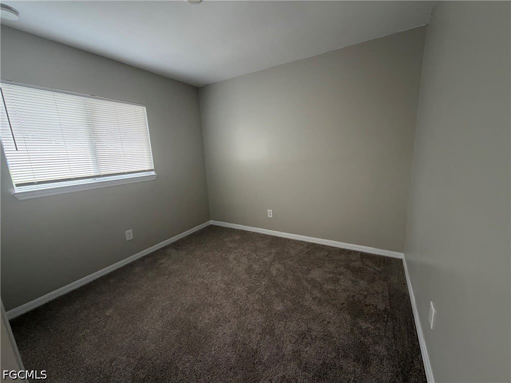 704 Gilbert Avenue S – photo 2