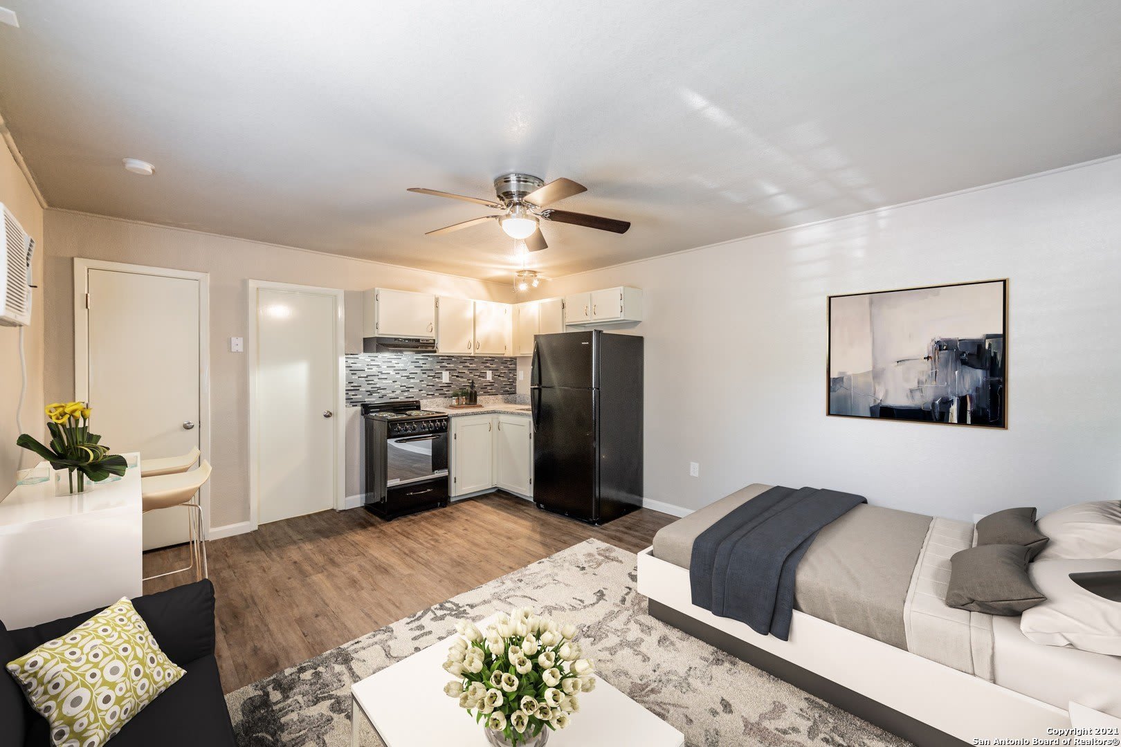 122 ROUNDTREE LN – photo 2