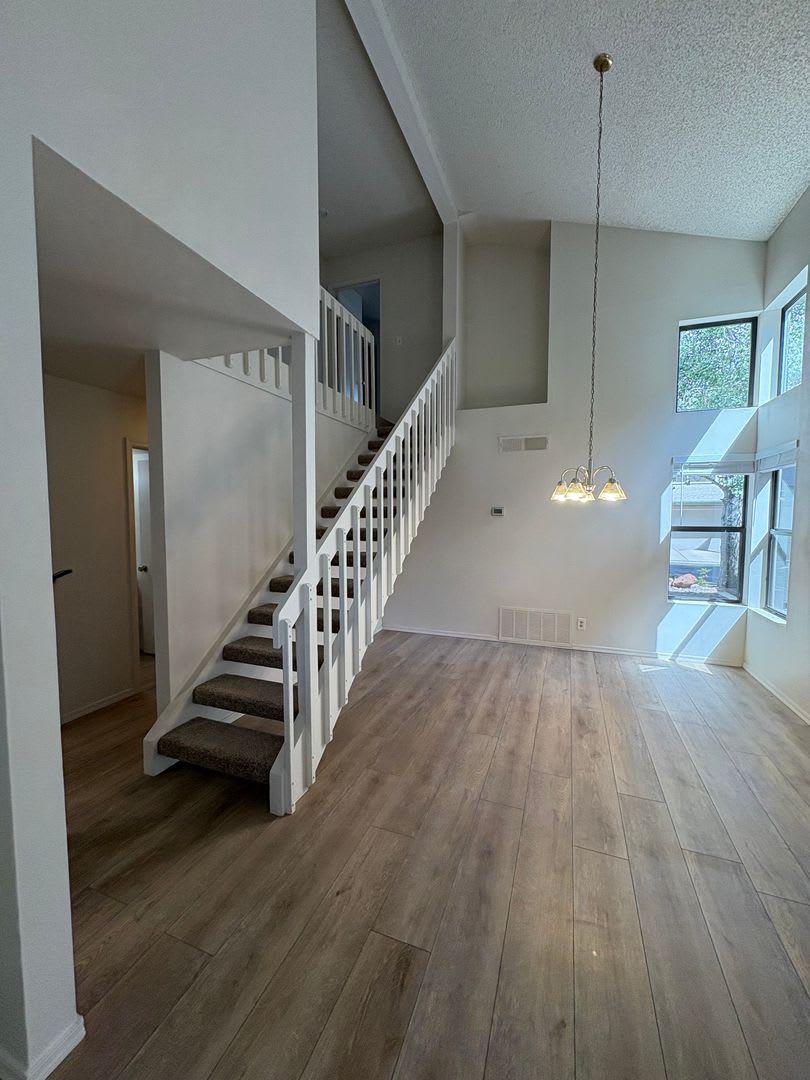Gorgeous Foxglenn Rental – photo 4